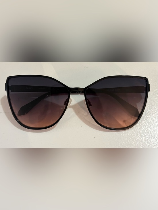 Quay Australia Accessories - Quay Australia Black Frame with Gradient Brown Lenses Sunglasses